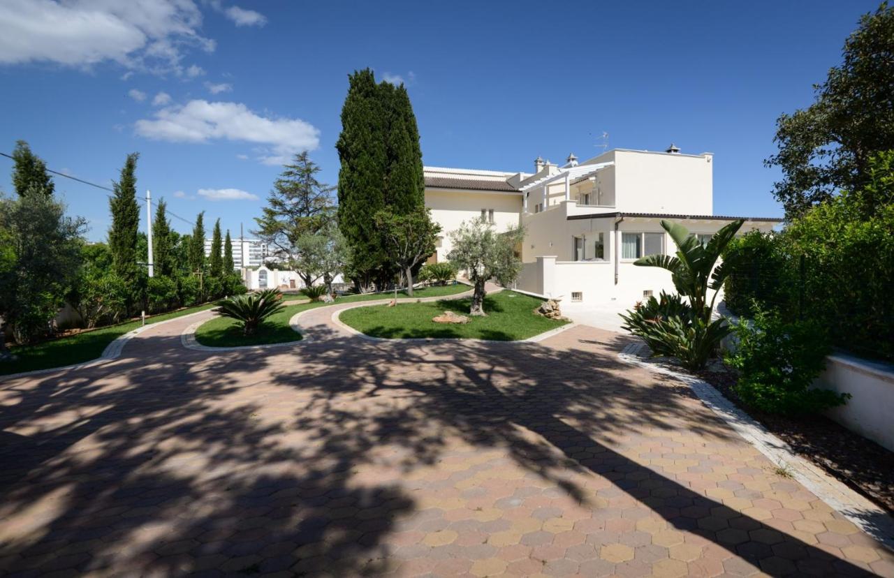 Apartamento Casa Torre Di Specchio Con Piscina Bari Exterior foto