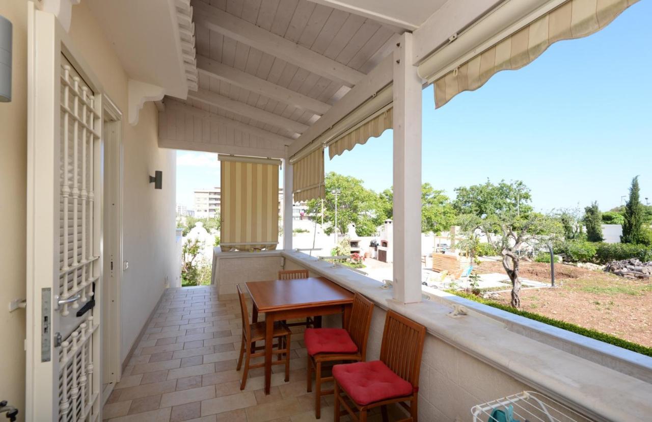 Apartamento Casa Torre Di Specchio Con Piscina Bari Exterior foto